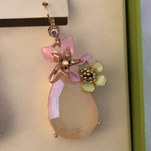 Betsey Johnson Gold Tone Tropical Flower, Starfish Blush Crystal Drop Earrings - Picture 9 of 15